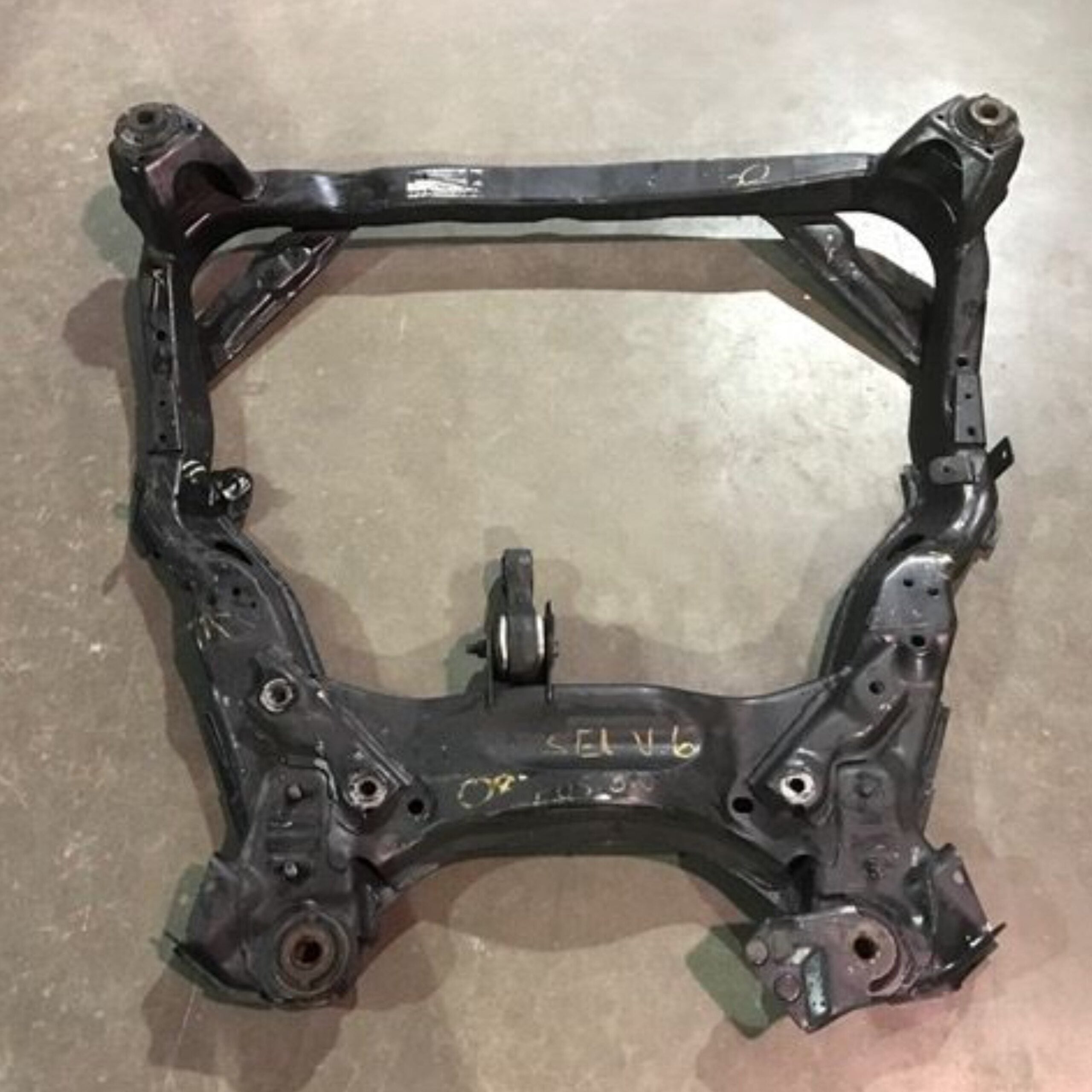 2007-2009 Ford Fusion Front Suspension Crossmember Subframe Engine Cradle 3.0L FWD - Used OEM