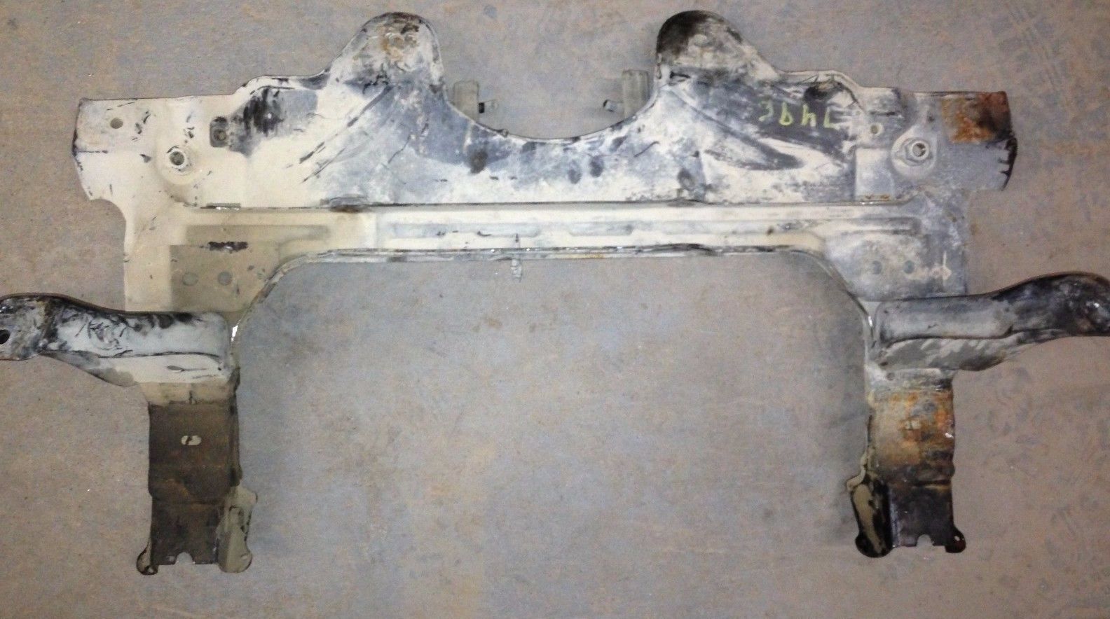 1995-2002 Chevrolet Cavalier Pontiac Sunfire Front Subframe Engine Cradle - Used OEM