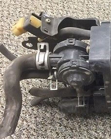 2000-2001 Toyota Avalon Solara Fuel Vapor EVAP Canister 6-Cylinder - Used OEM