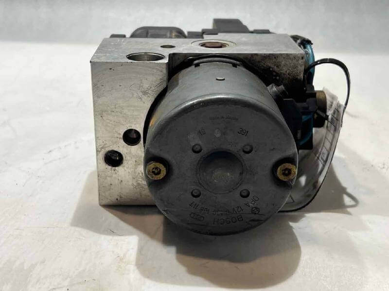 2004-2005 Ford F-150 ABS Anti-Lock Brake Pump Assembly 4x2 - Used OEM